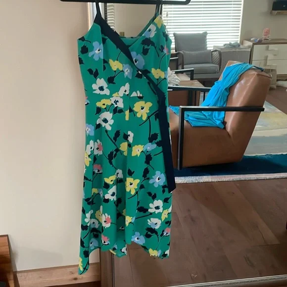 banana republic green floral dress Banana Republic Dress Green 10 main image 1